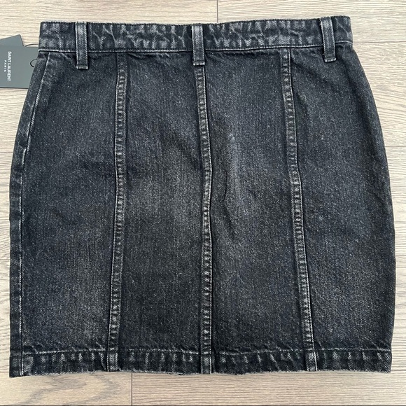 Saint Laurent Eighties Buttoned Skirt in Sandy Black Denim - Picture 7 of 8